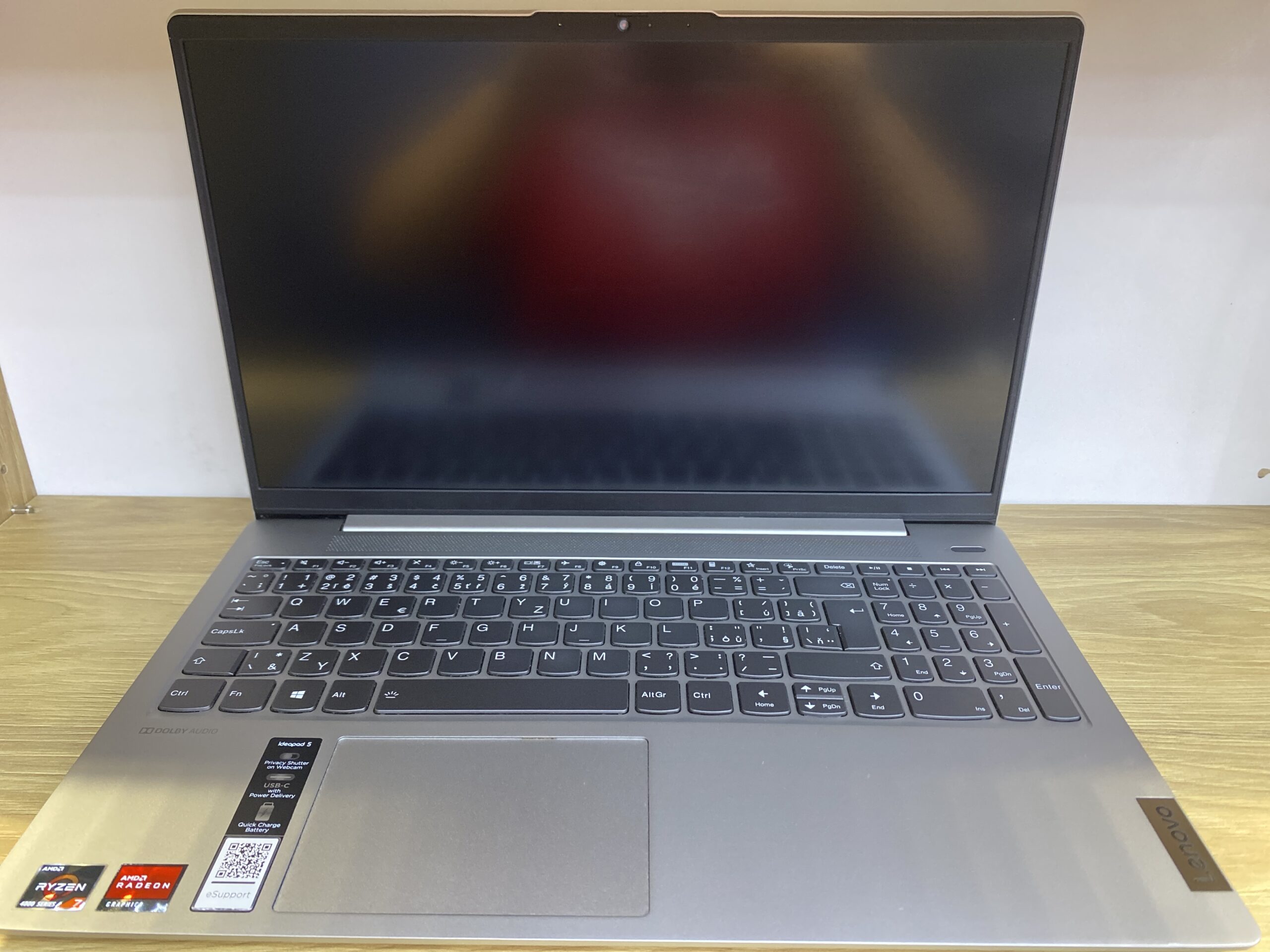 Lenovo IdeaPad 5 zostavený po oprave