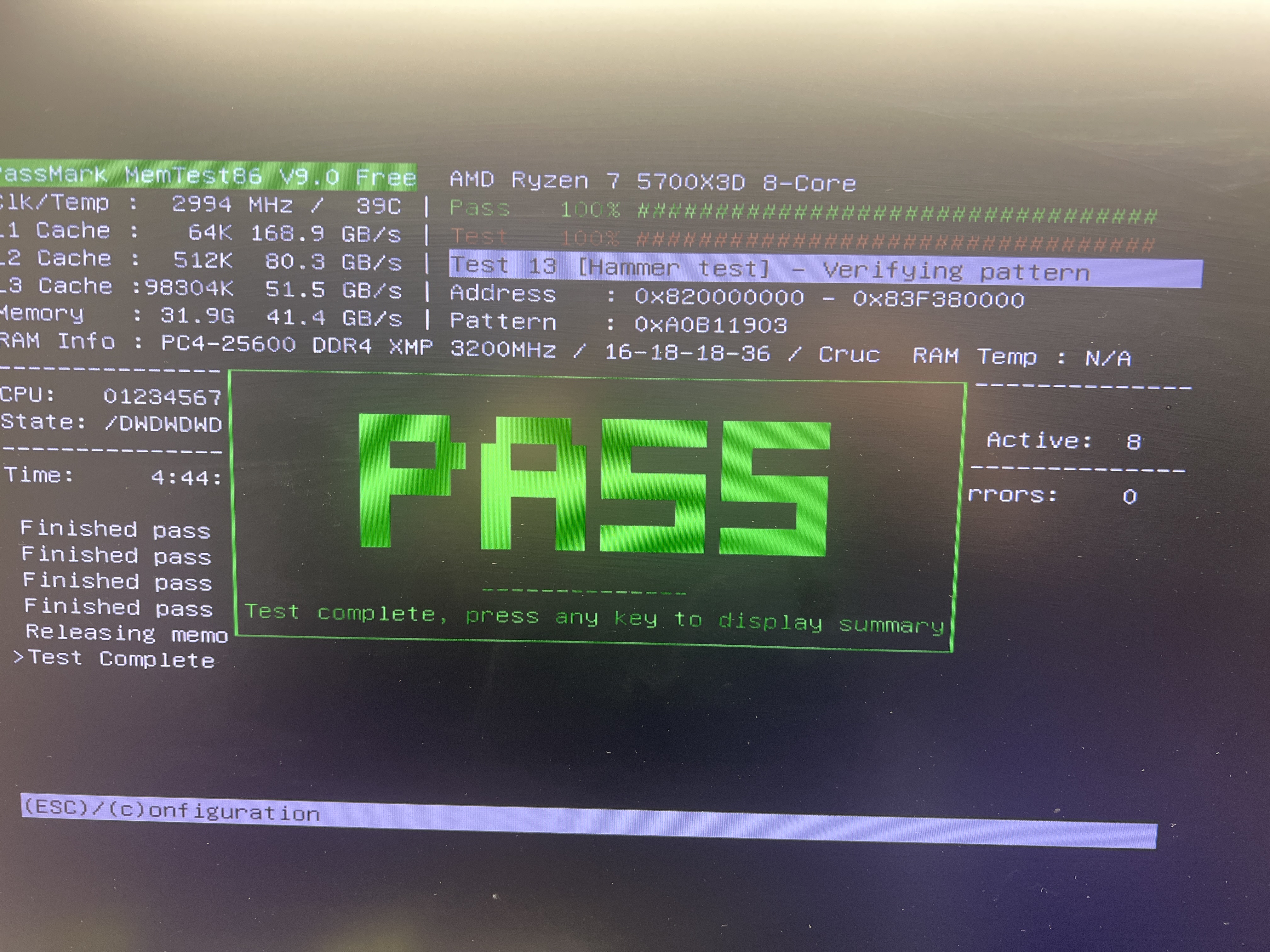Pamäťový test po oprave ukončený výsledkom PASS.